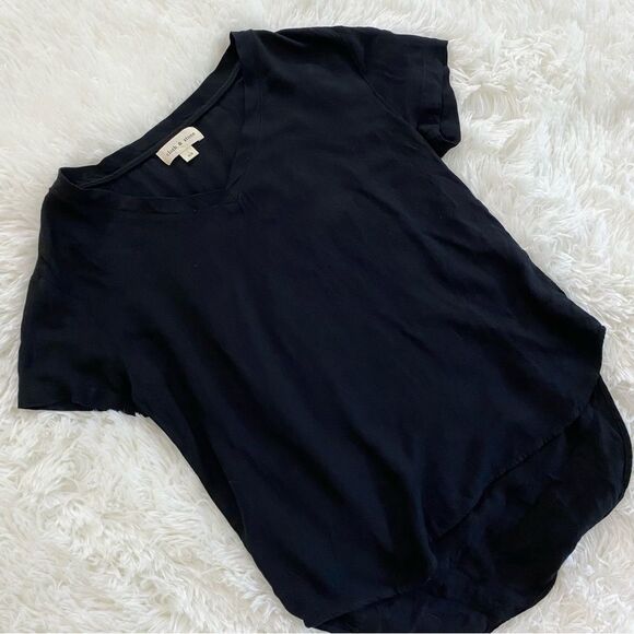 Cloth & Stone Black V-Neck T-Shirt - Picture 1 of 4